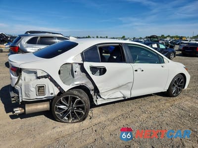 Trzecie zdjęcie samochodu z tyłu: 2020 TOYOTA COROLLA SE VIN:JTDS4RCE7LJ022326 - miniatura