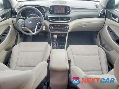 Zdjęcie 8 z 12 samochodu: 2019 HYUNDAI TUCSON SE VIN:KM8J23A47KU845761 - miniatura