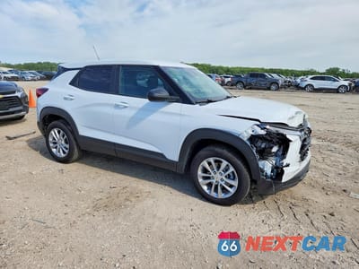 Czwarte zdjęcie samochodu z boku: 2026 CHEVROLET TRAILBLAZER LS VIN:KL79MNSL5TB039804 - miniatura