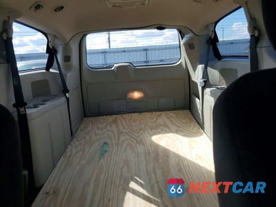 Zdjęcie 10 z 13 samochodu: 2012 DODGE GRAND CARAVAN CREW VIN:2C4RDGDG2CR399791 - miniatura
