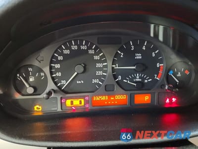 Zdjęcie 9 z 11 samochodu: 2002 BMW 320 I VIN:WBAEV13452KL20236 - miniatura