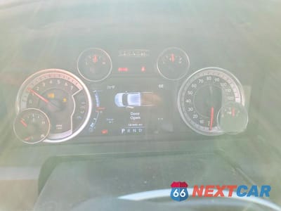 Zdjęcie 9 z 11 samochodu: 2013 RAM 1500 SLT VIN:1C6RR6GP1DS659144 - miniatura