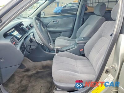 Zdjęcie 7 z 11 samochodu: 2000 TOYOTA CAMRY LE V6 VIN:JT2BF28K2Y0251180 - miniatura
