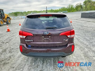 Zdjęcie 6 z 12 samochodu: 2014 KIA SORENTO EX VIN:5XYKU4A7XEG432774 - miniatura