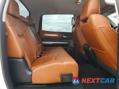 Zdjęcie 10 z 12 samochodu: 2014 TOYOTA TUNDRA CREWMAX PLATINUM VIN:5TFAW5F19EX352363 - miniatura