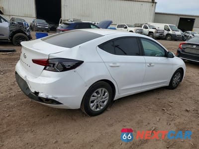 Trzecie zdjęcie samochodu z tyłu: 2019 HYUNDAI ELANTRA SE VIN:5NPD74LF0KH400456 - miniatura