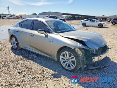 Czwarte zdjęcie samochodu z boku: 2023 LEXUS IS 300 BASE VIN:JTHCA1D20P5124292 - miniatura