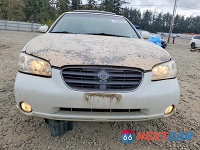Piąte zdjęcie samochodu w środku: 2001 NISSAN MAXIMA GXE VIN:JN1CA31A01T318884 - miniatura