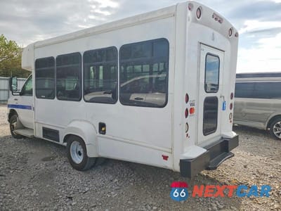 Trzecie zdjęcie samochodu z tyłu: 2016 FORD ECONOLINE E350 SUPER DUTY CUTAWAY VAN VIN:1FDEE3FL8GDC03520 - miniatura