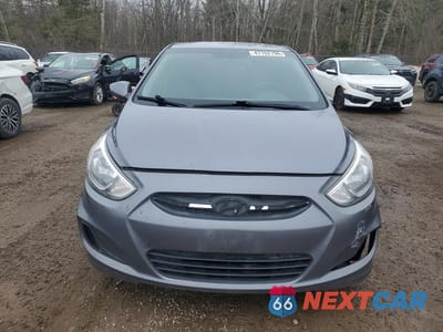 Piąte zdjęcie samochodu w środku: 2017 HYUNDAI ACCENT SE VIN:KMHCT5AE2HU347132 - miniatura