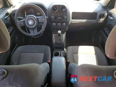 Zdjęcie 8 z 14 samochodu: 2011 JEEP PATRIOT SPORT VIN:1J4NT1GA4BD171227 - miniatura