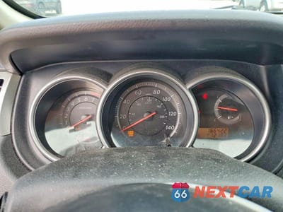 Zdjęcie 9 z 13 samochodu: 2010 NISSAN VERSA 1.8 S VIN:3N1BC1CP1AL465022 - miniatura