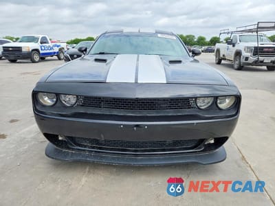Piąte zdjęcie samochodu w środku: 2012 DODGE CHALLENGER SRT-8 VIN:2C3CDYCJ7CH284302 - miniatura