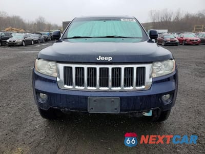 Piąte zdjęcie samochodu w środku: 2012 JEEP GRAND CHEROKEE LAREDO VIN:1C4RJFAG2CC225199 - miniatura