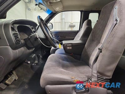 Zdjęcie 7 z 13 samochodu: 2001 DODGE RAM 1500 VIN:3B7HF13Z61G762750 - miniatura