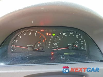 Zdjęcie 9 z 12 samochodu: 2004 TOYOTA CAMRY LE VIN:4T1BE32K04U845984 - miniatura