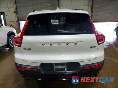 Zdjęcie 6 z 12 samochodu: 2023 VOLVO XC40 ULTIMATE VIN:YV4L12UX4P2060016 - miniatura