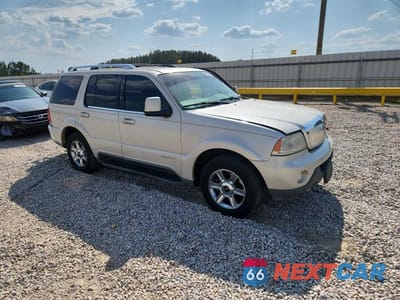 Czwarte zdjęcie samochodu z boku: 2005 LINCOLN AVIATOR VIN:5LMEU68H65ZJ19092 - miniatura
