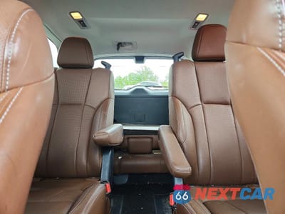 Zdjęcie 10 z 13 samochodu: 2019 SUBARU ASCENT TOURING VIN:4S4WMARD0K3414564 - miniatura
