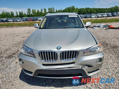 Piąte zdjęcie samochodu w środku: 2014 BMW X3 XDRIVE28I VIN:5UXWX9C51E0D42857 - miniatura