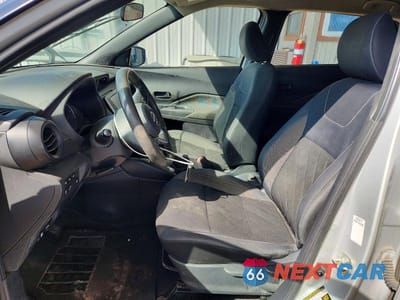 Zdjęcie 7 z 11 samochodu: 2020 NISSAN KICKS S VIN:3N1CP5BV3LL509380 - miniatura