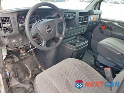 Zdjęcie 8 z 13 samochodu: 2012 GMC SAVANA G2500 DELIVERY VAN VIN:1GTW7FCA8C1190352 - miniatura