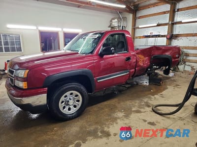 2006 CHEVROLET SILVERADO K1500 1GCEK14Z96E284089 - główne zdjęcie licytacji z USA - miniatura