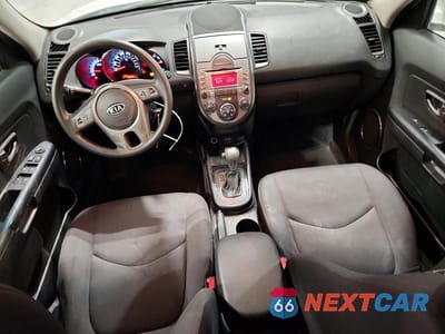 Zdjęcie 8 z 11 samochodu: 2011 KIA SOUL + VIN:KNDJT2A27B7709414 - miniatura