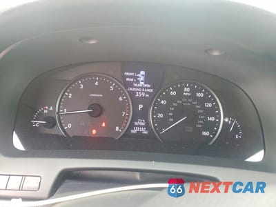 Zdjęcie 9 z 12 samochodu: 2013 LEXUS LS 460 VIN:JTHBL5EF7D5116281 - miniatura