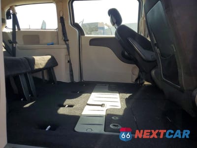 Zdjęcie 11 z 12 samochodu: 2014 DODGE GRAND CARAVAN SE VIN:2C4RDGBG1ER384558 - miniatura