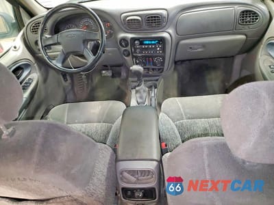 Zdjęcie 8 z 13 samochodu: 2002 CHEV TRAILBLAZER VIN:1GNDT13SX22350858 - miniatura