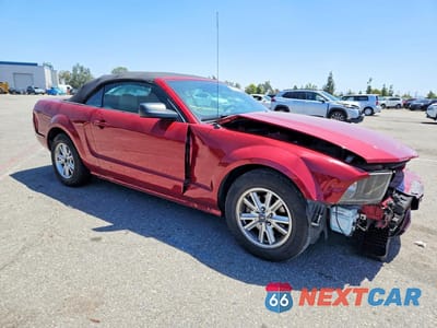 Czwarte zdjęcie samochodu z boku: 2008 FORD MUSTANG VIN:1ZVHT84N185131528 - miniatura