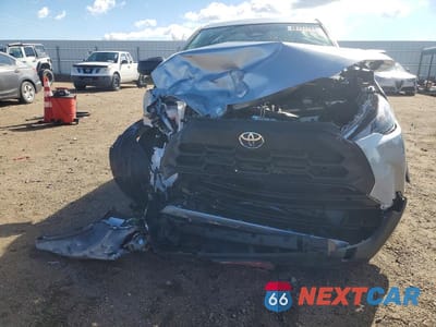 Piąte zdjęcie samochodu w środku: 2026 TOYOTA COROLLA CROSS L VIN:7MUAAAAG1TV183144 - miniatura