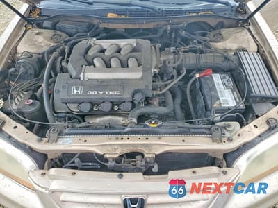 Zdjęcie 11 z 12 samochodu: 2001 HONDA ACCORD EX VIN:1HGCG22591A001349 - miniatura