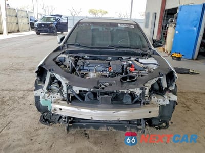 Piąte zdjęcie samochodu w środku: 2020 ACURA TLX TECHNOLOGY VIN:19UUB1F64LA010897 - miniatura