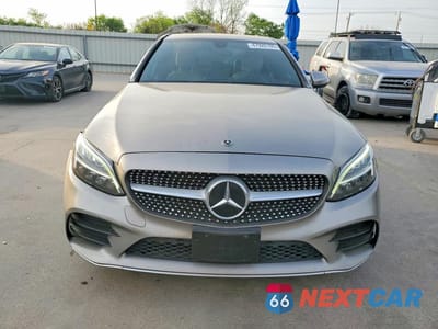 Piąte zdjęcie samochodu w środku: 2021 MERCEDES-BENZ C 300 VIN:W1KWF8DB8MR606625 - miniatura
