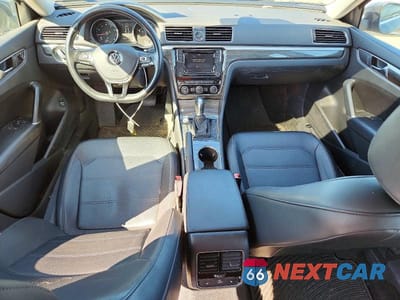 Zdjęcie 8 z 13 samochodu: 2016 VOLKSWAGEN PASSAT SE VIN:1VWBT7A37GC069856 - miniatura