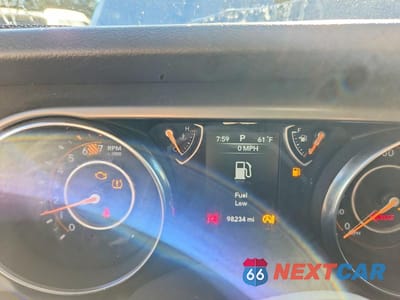 Zdjęcie 9 z 11 samochodu: 2019 JEEP WRANGLER UNLIMITED SPORT VIN:1C4HJXDN5KW567092 - miniatura