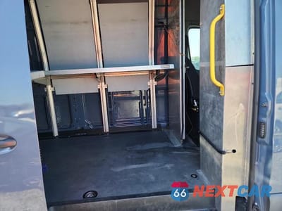 Zdjęcie 11 z 13 samochodu: 2019 MERCEDES BENZ SPRINTER 2500 DELIVERY VAN VIN:WD4PF1CD1KP129074 - miniatura
