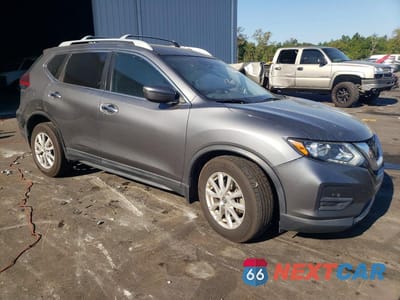 Czwarte zdjęcie samochodu z boku: 2020 NISSAN ROGUE S VIN:5N1AT2MT6LC777163 - miniatura
