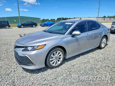 2023 TOYOTA CAMRY LE 4T1C11AK5PU725818 - główne zdjęcie licytacji z USA - miniatura