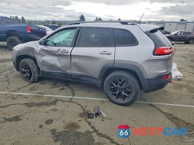Drugie zdjęcie samochodu z przodu: 2018 JEEP CHEROKEE TRAILHAWK VIN:1C4PJMBB5JD569776 - miniatura