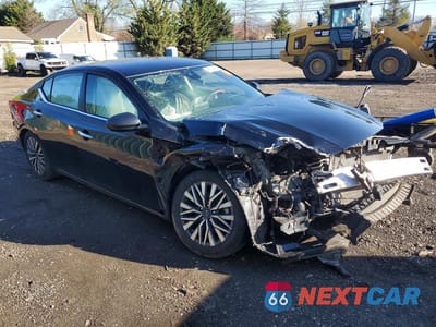 Czwarte zdjęcie samochodu z boku: 2024 NISSAN ALTIMA 2.5 SV VIN:1N4BL4DV5RN326461 - miniatura