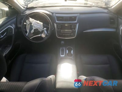 Zdjęcie 8 z 12 samochodu: 2017 NISSAN ALTIMA 2.5 SR VIN:1N4AL3AP4HC122725 - miniatura