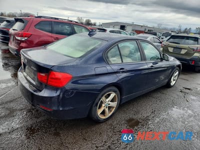 Trzecie zdjęcie samochodu z tyłu: 2013 BMW 328 XI SULEV VIN:WBA3B5G52DNS05248 - miniatura