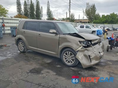 Czwarte zdjęcie samochodu z boku: 2013 SCION XB BASE VIN:JTLZE4FE1DJ033760 - miniatura