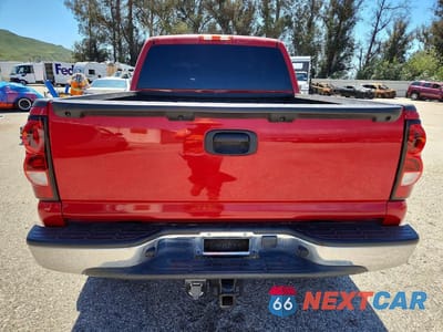 Zdjęcie 6 z 12 samochodu: 2005 CHEVROLET SILVERADO C1500 VIN:2GCEC13T051199524 - miniatura