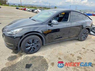 2025 TESLA MODEL Y 7SAYGDED3SF235758 - główne zdjęcie licytacji z USA - miniatura
