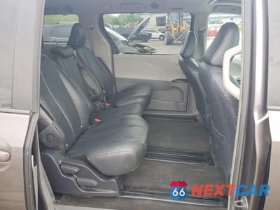Zdjęcie 11 z 13 samochodu: 2012 TOYOTA SIENNA SPORT VIN:5TDXK3DC5CS240144 - miniatura