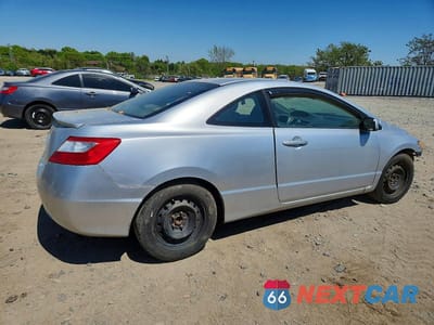 Trzecie zdjęcie samochodu z tyłu: 2007 HONDA CIVIC LX VIN:2HGFG12617H548075 - miniatura